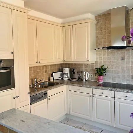 Apartament La Vie A *